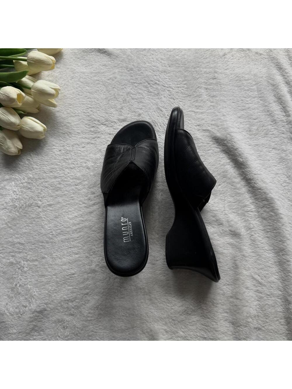 Wedge sandals